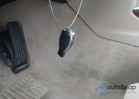 2013 Mercedes-Benz E 350 4Matic из США, поврежденный, VIN WDDHF8JB9DA764998